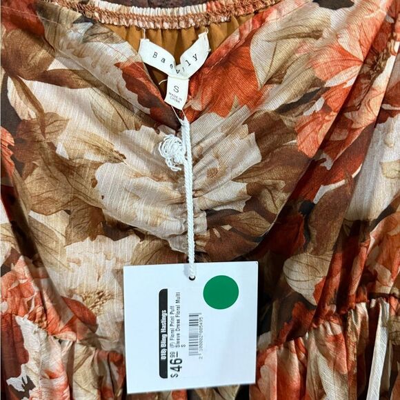 NWT boutique Autumn Floral Dress - Picture 2 of 6